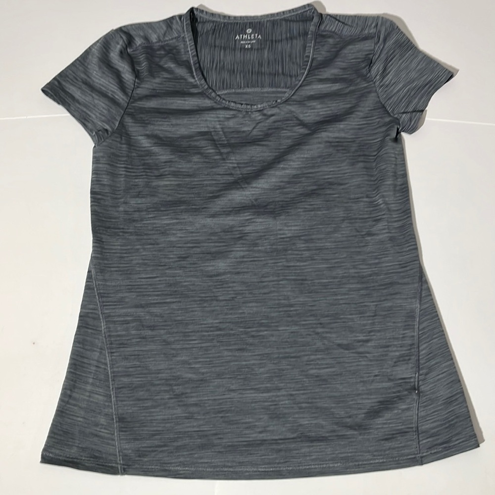 Athleta XS gray tee t-shirt athleasure running workout yoga shirt